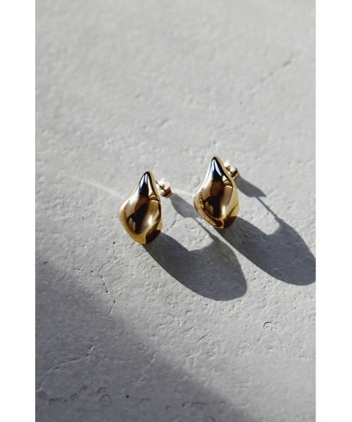 STYLEMIXER（スタイルミキサー）の「ドロップハーフピアス（ピアス（両耳用）・レディース・シルバー/ゴールド・FREE）」の2枚目の写真