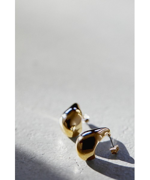 STYLEMIXER（スタイルミキサー）の「ドロップハーフピアス（ピアス（両耳用）・レディース・シルバー/ゴールド・FREE）」の6枚目の写真