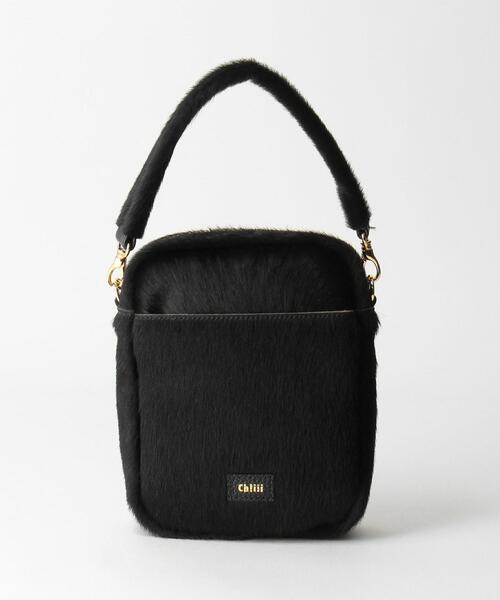 ch!iii チーレザーボディバッグ黒