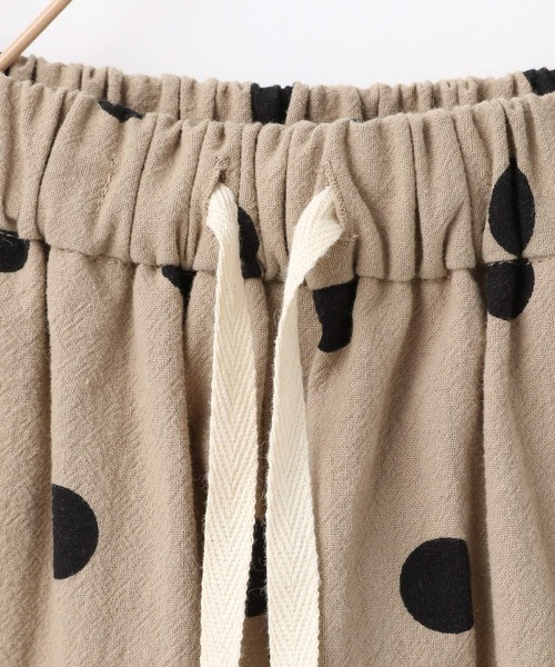 LOWRYS FARM(ローリーズファーム)の「コットンワイドテーパーパンツ 266309(その他パンツ・キッズ・ベージュ系その他/ブラック/グリーン系その他・130cm/110cm/140cm/150cm/120cm)」の8枚目の写真