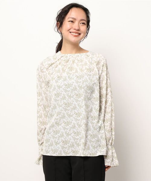 Te chichi（テチチ）の「花柄ギャザーブラウス（シャツ/ブラウス・レディース・ブラック/ブルー/グリーン・ﾌﾘ-）」の8枚目の写真