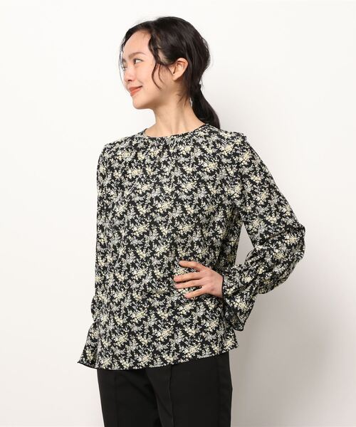 Te chichi（テチチ）の「花柄ギャザーブラウス（シャツ/ブラウス・レディース・ブラック/ブルー/グリーン・ﾌﾘ-）」の7枚目の写真