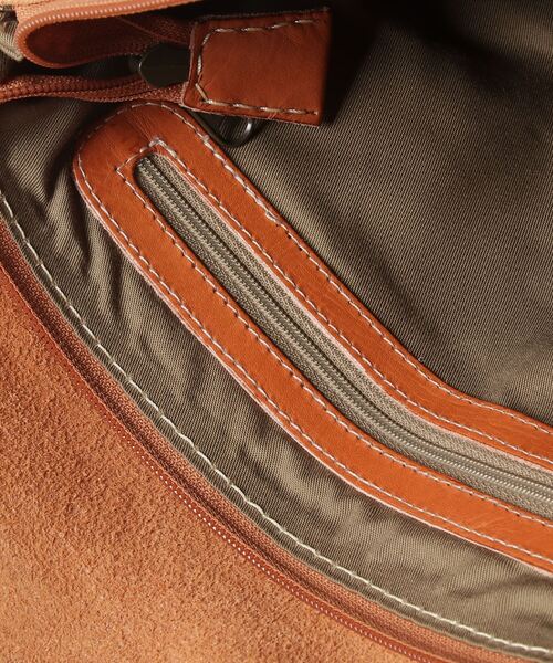 fes(フェス)の「fes(フェス) カウレザーリュック/47511(バックパック/リュック・レディース・ブラウン・FREE)」の3枚目の写真