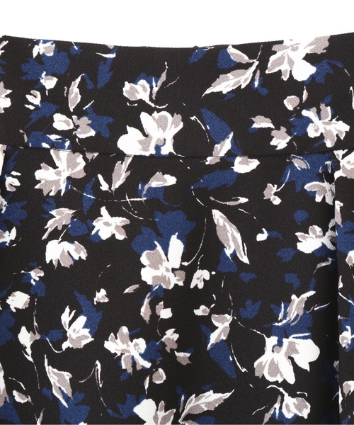 PROPORTION BODY DRESSING（プロポーションボディドレッシング）の「【美人百花6月号タイアップ商品】シャドウフラワータックスカート / 1212120508（スカート・レディース・ブラック/ブラック系その他・SMALL/MEDIUM）」の10枚目の写真