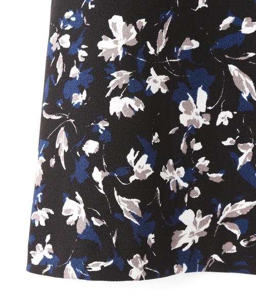 PROPORTION BODY DRESSING（プロポーションボディドレッシング）の「【美人百花6月号タイアップ商品】シャドウフラワータックスカート / 1212120508（スカート・レディース・ブラック/ブラック系その他・SMALL/MEDIUM）」の12枚目の写真