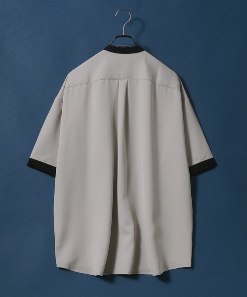 ANPAS（アンパス）の「Cool Touch Fabric Natural Stretch Oversize Collar Separated Band Collar Shirt/接触冷感 ナチュラルストレッチ オーバーサイズ クレリック バンドカラーシャツ（シャツ/ブラウス・メンズ・ホワイト/ブラック/ベージュ/ブルー・M/L）」の7枚目の写真