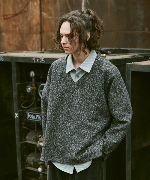 CASPER JOHN(キャスパージョン)の「Boucle V-neck sweat/ブークレVネックスウェット(スウェット・メンズ・ブラウン/ブラック/ブルー・SMALL/MEDIUM/LARGE)」の8枚目の写真