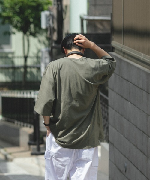 BROKEN BASE(ブロークンベース)の「オーバーサイズアーチロゴT(Tシャツ/カットソー・メンズ・ホワイト/ブラック/ベージュ/カーキ・MEDIUM/LARGE)」の5枚目の写真