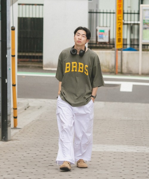 BROKEN BASE(ブロークンベース)の「オーバーサイズアーチロゴT(Tシャツ/カットソー・メンズ・ホワイト/ブラック/ベージュ/カーキ・MEDIUM/LARGE)」の13枚目の写真