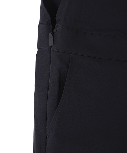 THE NORTH FACE（ザノースフェイス）の「THE NORTH FACE / ザ ノースフェイス：【レディース】Maternity Overall：NBM32004[DEA]（サロペット/オーバーオール・メンズ・ブラック・S/M/L/XL）」の11枚目の写真