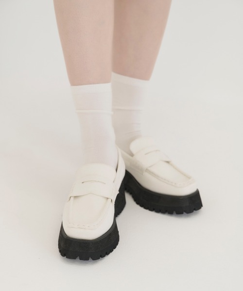 TINA:JOJUN(ティーナジョジュン)の「キャンバス ローファー TINA:JOJUN(ローファー・レディース・オフホワイト・S/M/L)」の3枚目の写真