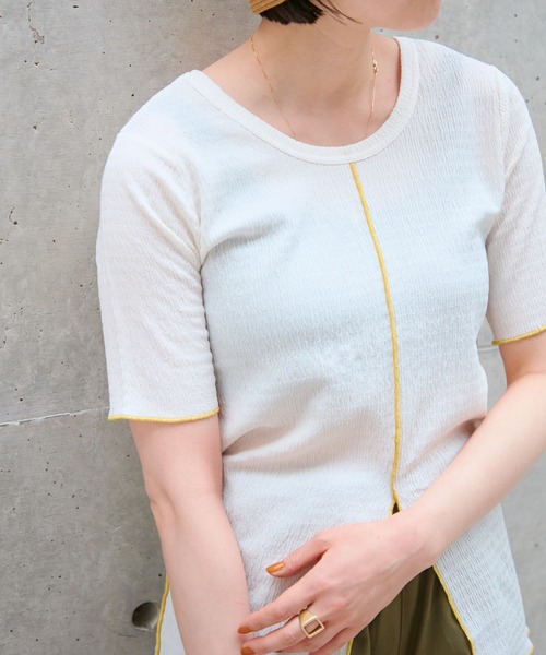 vis-`a-vis（ビサビ）の「【WEB限定】前後２WAY配色メロウスリットフクレジャガードプルオーバー（Tシャツ/カットソー・レディース・ピンク系その他/スミクロ/キナリ・FREE）」の2枚目の写真