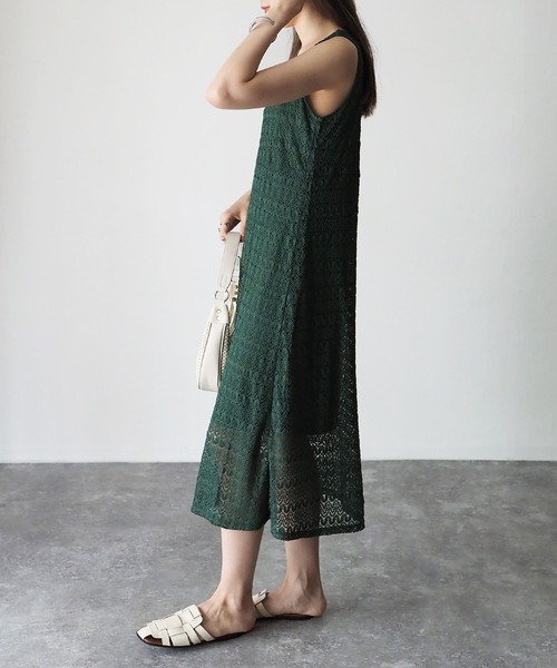 Riberry（リベリー）の「レースバッククロスワンピース（ワンピース・レディース・オフホワイト/ブラック/グレイッシュベージュ/グリーン・MEDIUM）」の19枚目の写真