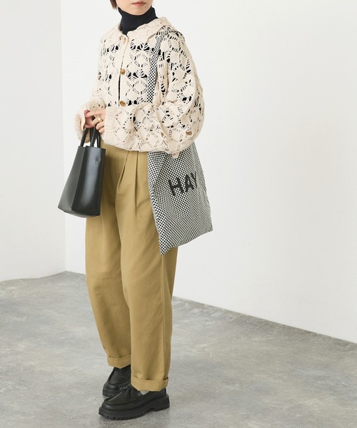 forksy.（フォルクシー）の「【forksy.】カギ編みニット襟付きショート丈カーディガン（カーディガン/ボレロ・レディース・ブラック/アイボリー・FREE）」の5枚目の写真