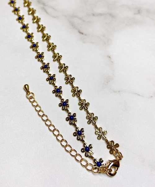 CORPUS TOKYO（コーパス トーキョー）の「フラワーチェーンネックレス（ネックレス・レディース・ベージュ/ブルー・FREE）」の2枚目の写真