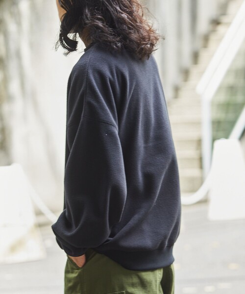 FREAK'S STORE（フリークスストア）の「WEB限定 ビッグシルエット クルーネック フリースPO/プルオーバー（スウェット・メンズ・ブラック/グレー/オリーブ/ネイビー/グレイッシュブルー・SMALL/MEDIUM/LARGE）」の10枚目の写真