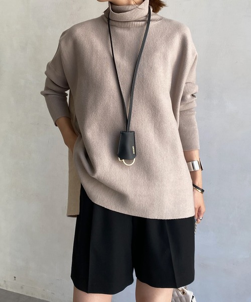 DouDou(ドゥドゥ)の「【新色追加】バイカラーポンチョニット(ニット/セーター・レディース・ブラック/グレイッシュベージュ/パープル/オフホワイト・FREE)」の20枚目の写真