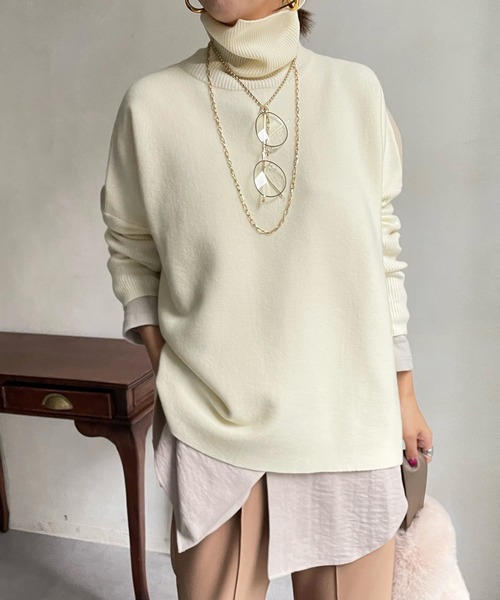 DouDou(ドゥドゥ)の「【新色追加】バイカラーポンチョニット(ニット/セーター・レディース・ブラック/グレイッシュベージュ/パープル/オフホワイト・FREE)」の12枚目の写真