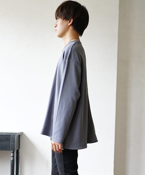 MinoriTY(マイノリティ)の「【MinoriTY】Aラインテントライクカットソー 長袖ロンT メンズ 無地 秋服(Tシャツ/カットソー・メンズ・ブラック/オフホワイト/モカ/ラベンダー/チャコール・M/L)」の18枚目の写真