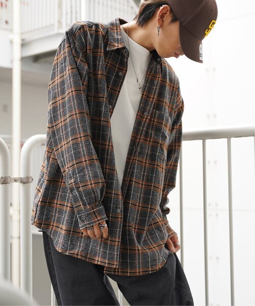 VENCEEXCHANGE（ヴァンスエクスチェンジ）の「モールツイードチェックシャツ（シャツ/ブラウス・メンズ・ブルー/グリーン/ブラック・L/M）」の11枚目の写真