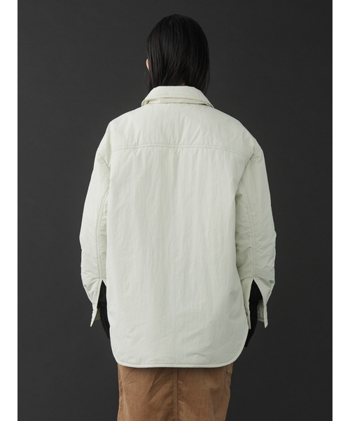 AMERICAN HOLIC(アメリカンホリック)の「あったかWポケット中綿ジャケット(ナイロンジャケット・レディース・アイボリー・M/L)」の11枚目の写真