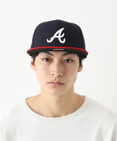 MLB公式アトランタ・ブレーブス のフード付きパーカーとキャップ MLB公式アトランタ・ブレーブス のフード付きパーカーとキャップ MLB