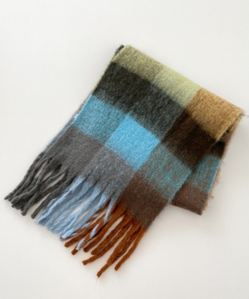 CANAL JEAN（キャナルジーン）の「El mar(エルマール) ボリュームチェックマフラー（マフラー・レディース・ブルー/グリーン系その他/キャメル/ピンク・ONE SIZE）」の13枚目の写真