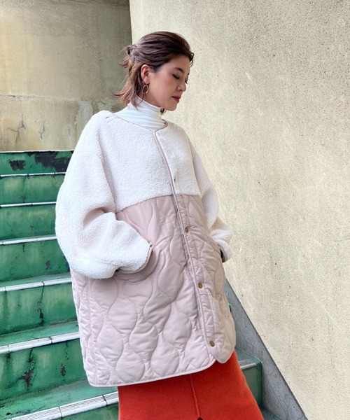 ODORATA（オドラタ）の「タフタ×ボア切り替えM65ショートコート（ブルゾン・レディース・オリーブ/ライトベージュ・FREE）」の7枚目の写真