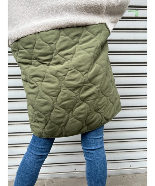 ODORATA（オドラタ）の「タフタ×ボア切り替えM65ショートコート（ブルゾン・レディース・オリーブ/ライトベージュ・FREE）」の8枚目の写真