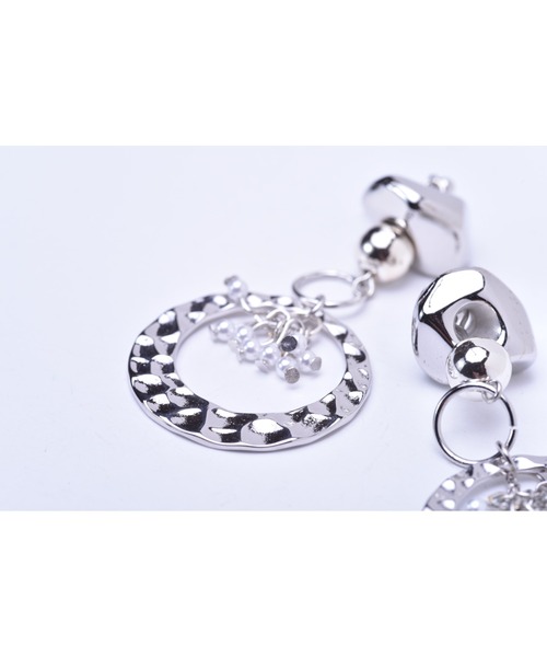 tone（トーン）の「【Astyle】シルバーラウンドパールピアス(MA)（ピアス（両耳用）・レディース・シルバー・FREE）」の2枚目の写真