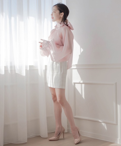 qumerry.（キュメリ）の「シャイニーシアーボリュームスリーブブラウス（シャツ/ブラウス・レディース・ベビーピンク/ホワイト/ブラック・FREE）」の11枚目の写真