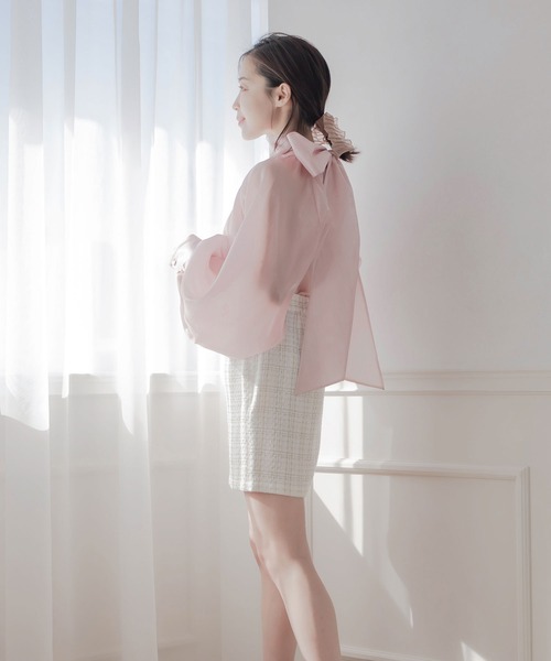 qumerry.（キュメリ）の「シャイニーシアーボリュームスリーブブラウス（シャツ/ブラウス・レディース・ベビーピンク/ホワイト/ブラック・FREE）」の7枚目の写真