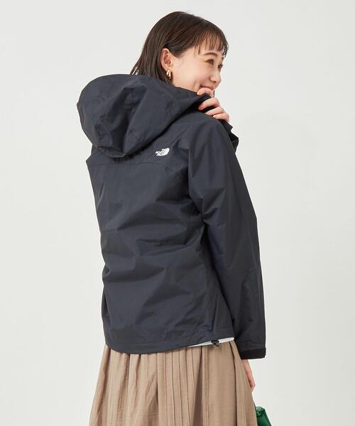 THE NORTH FACE(ザノースフェイス)の「【WEB限定】<THE NORTH FACE> ドット ショット ジャケット(ナイロンジャケット・レディース・ブラック/ネイビー/オリーブ・L/M)」の2枚目の写真