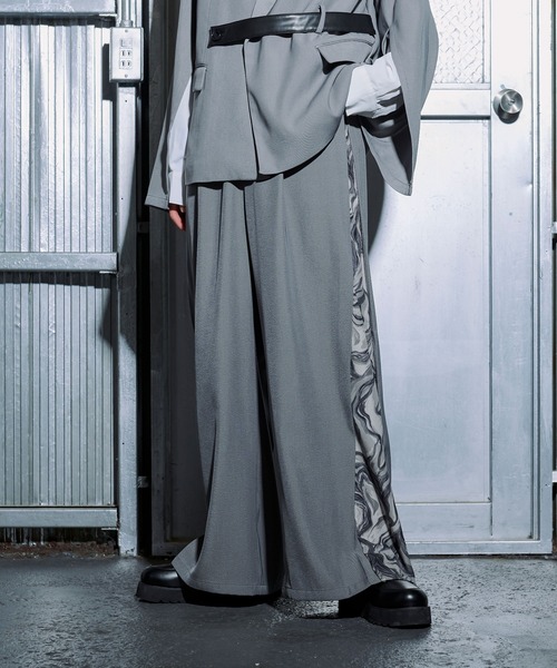 Ellno Loset（エルノロゼット）の「サイド柄スリットワイドパンツ（その他パンツ・メンズ・ブラック/ライトグレー・SMALL/MEDIUM/LARGE）」の9枚目の写真