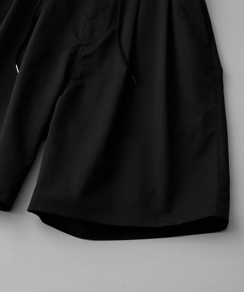 RUUBON（ルーボン）の「【RUUBON】2tack wide half pants / ツータックワイドハーフパンツ（その他パンツ・メンズ・ナチュラル/ブラック・S/M/L）」の7枚目の写真