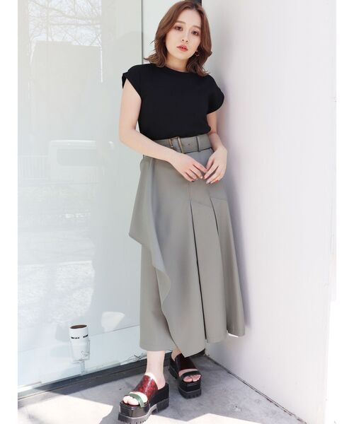 MURUA（ムルーア）の「クロップドボックスタンク（タンクトップ・レディース・ホワイト/ブラック/パープル・FREE）」の13枚目の写真