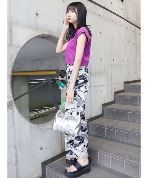 MURUA（ムルーア）の「クロップドボックスタンク（タンクトップ・レディース・ホワイト/ブラック/パープル・FREE）」の16枚目の写真