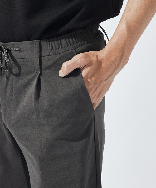 ABAHOUSE GRAY(アバハウスグレイ)の「【セットアップ対応/接触冷感】ハイブリット リラックス スラックス(スラックス・メンズ・グレー/ブラック/ネイビー/ライトグレー/モカ/ダークブラウン・46/48/50/52)」の12枚目の写真