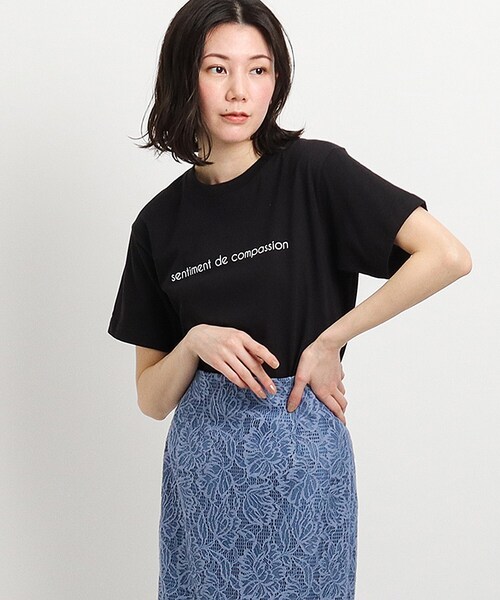 COUP DE CHANCE(クードシャンス)の「【WORLD for the World】メッセージプリントTシャツ(Tシャツ/カットソー・レディース・ブラック/アイボリー・38/40)」の16枚目の写真