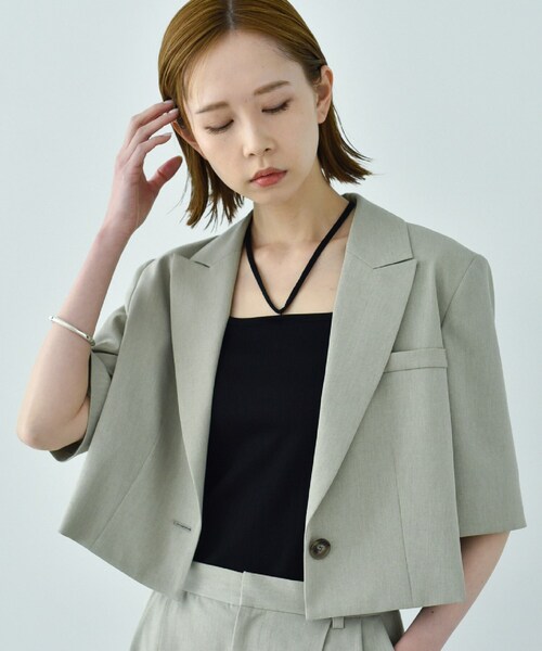 CODE A（コードエー）の「cropped jacket（テーラードジャケット・レディース・ブラック/ナチュラル/サンドベージュ・00）」の10枚目の写真