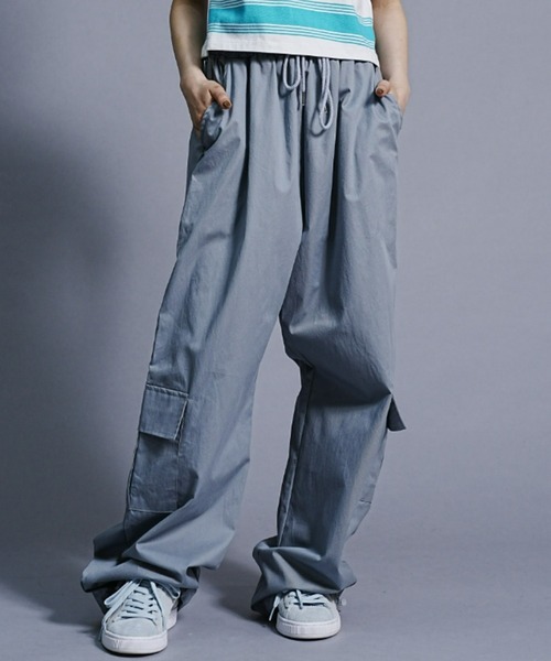 ムラサキスポーツ（ムラサキスポーツ）の「【ムラサキスポーツ限定】KOREA コリア/コットンワイドカーゴパンツ K-BELPOST3F26（カーゴパンツ・レディース・ブラック/グレイッシュブルー/スモークピンク・FREE）」の17枚目の写真