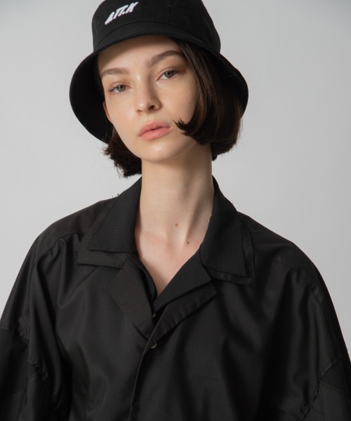 D.TT.K(ディティーティーケー)の「【ユニセックスアイテム】 LAYERED OPEN COLLAR SHIRTS レイヤード オープンカラーシャツ(シャツ/ブラウス・メンズ・ブラック/グレー/ベージュ・MEDIUM/LARGE)」の10枚目の写真
