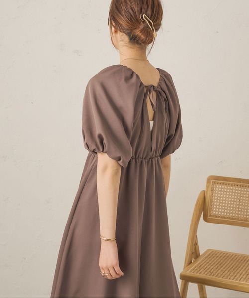 Ambre Neige(アンブルネージュ)の「ギャザーバックリボンワンピース/【WEB/EC限定商品】(ワンピース・レディース・モカ/ブラック/アイボリー・FREE)」の7枚目の写真