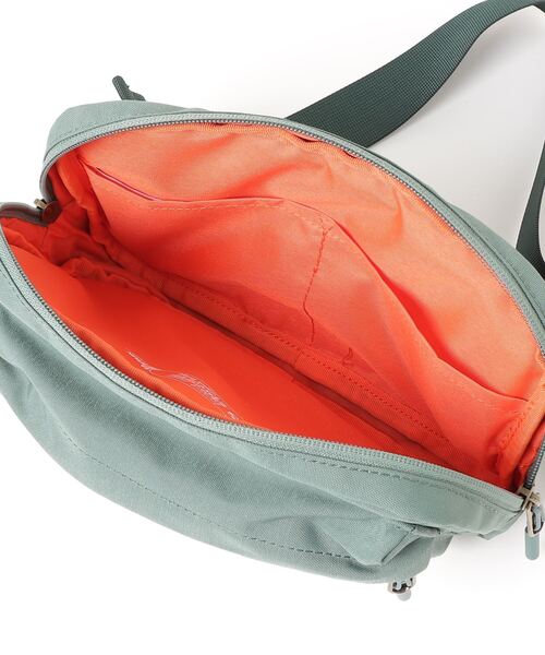 INUK（イヌーク）の「【INUK】FANNY PACK（ボディバッグ/ウエストポーチ・レディース・ブラウン系その他/グリーン系その他・ONE SIZE）」の3枚目の写真