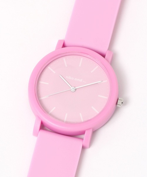 niko and...(ニコアンド)の「パステルカラーウォッチ(アナログ腕時計・レディース・ピンク/グリーン/アイボリー/ブラック/モカ/パープル/ブルー/マスタード・0)」の8枚目の写真