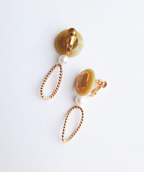 tone(トーン)の「【Cherie+Chambre】Vintage Button Earring #9(イヤリング・レディース・グリーン・FREE)」の2枚目の写真
