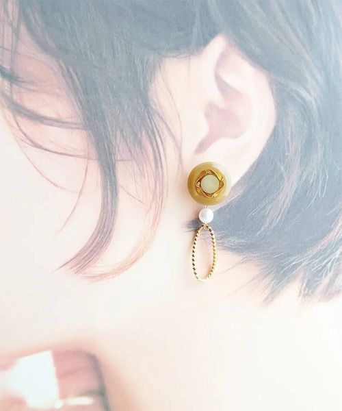 tone(トーン)の「【Cherie+Chambre】Vintage Button Earring #9(イヤリング・レディース・グリーン・FREE)」の3枚目の写真