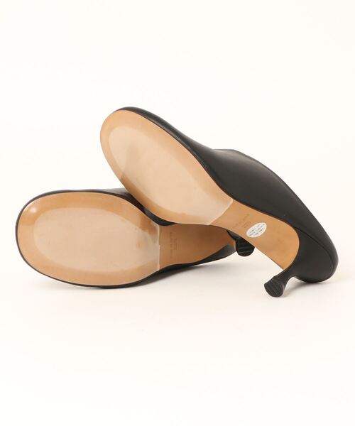 Mode et Jacomo（モードエジャコモ）の「オブリークトゥミュールパンプス（サンダル・レディース・ホワイト/ブラック・23.5cm/24cm/24.5cm/23cm/22.5cm）」の8枚目の写真