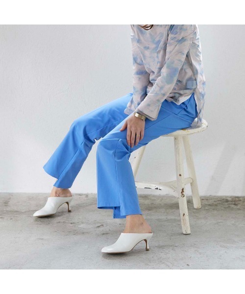 Mode et Jacomo（モードエジャコモ）の「オブリークトゥミュールパンプス（サンダル・レディース・ホワイト/ブラック・23.5cm/24cm/24.5cm/23cm/22.5cm）」の18枚目の写真