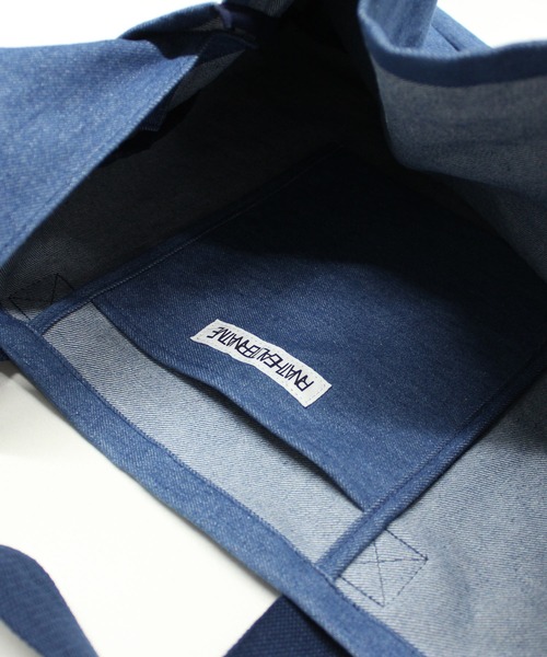 RNA（アールエヌエー）の「E4929 ＢＩＧショルダーバッグ（ショルダーバッグ・レディース・インディゴブルー/キナリ・FREE）」の15枚目の写真